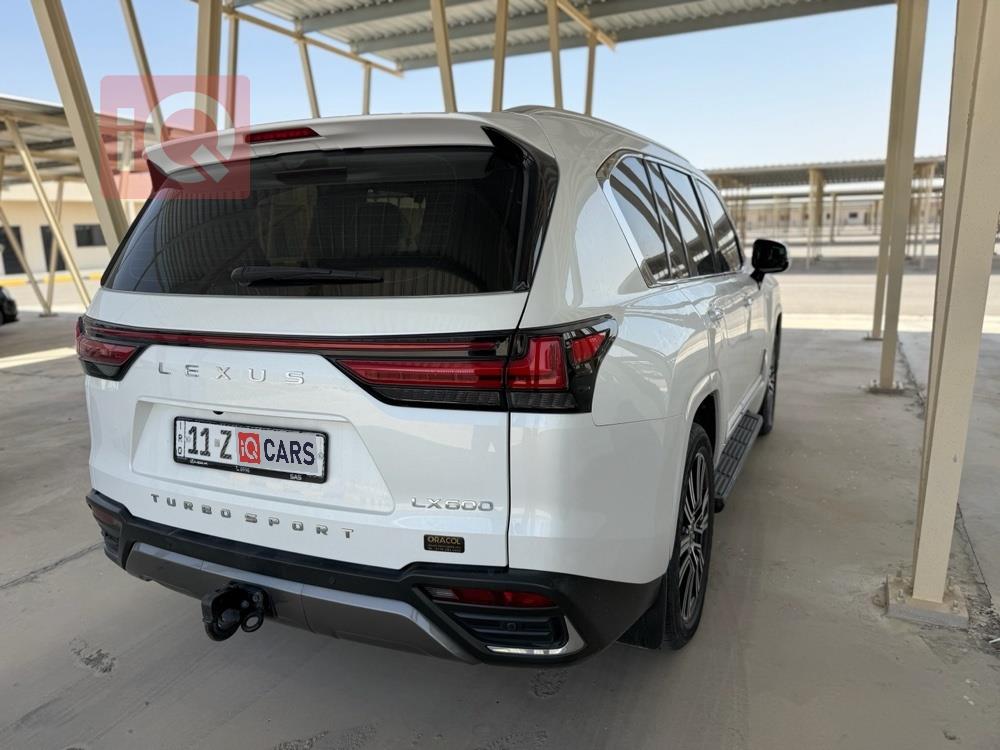 Lexus LX